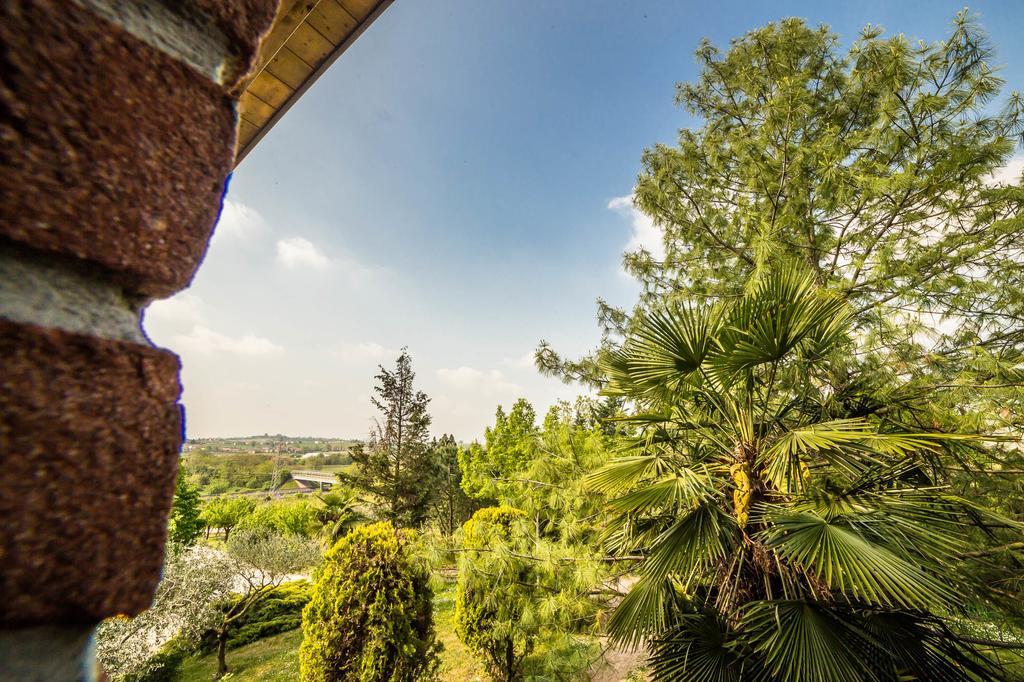 Vila Le Mistral Sommacampagna Exteriér fotografie