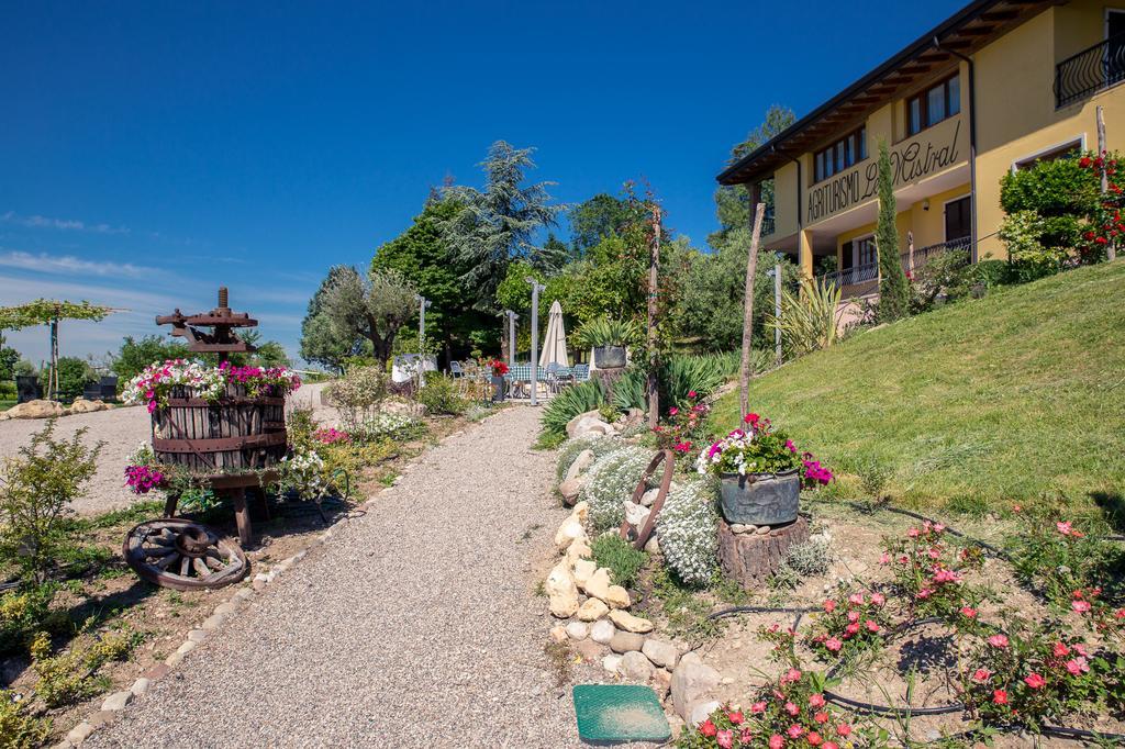 Vila Le Mistral Sommacampagna Exteriér fotografie